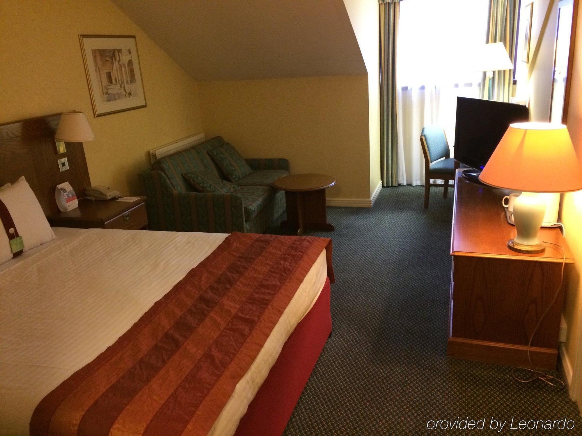 Northampton West M1 Junc 16, An Ihg Hotel 4*
