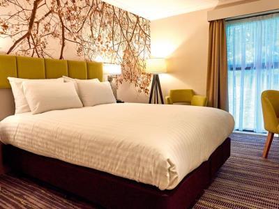 Northampton West M1 Junc 16, An Ihg Flore
