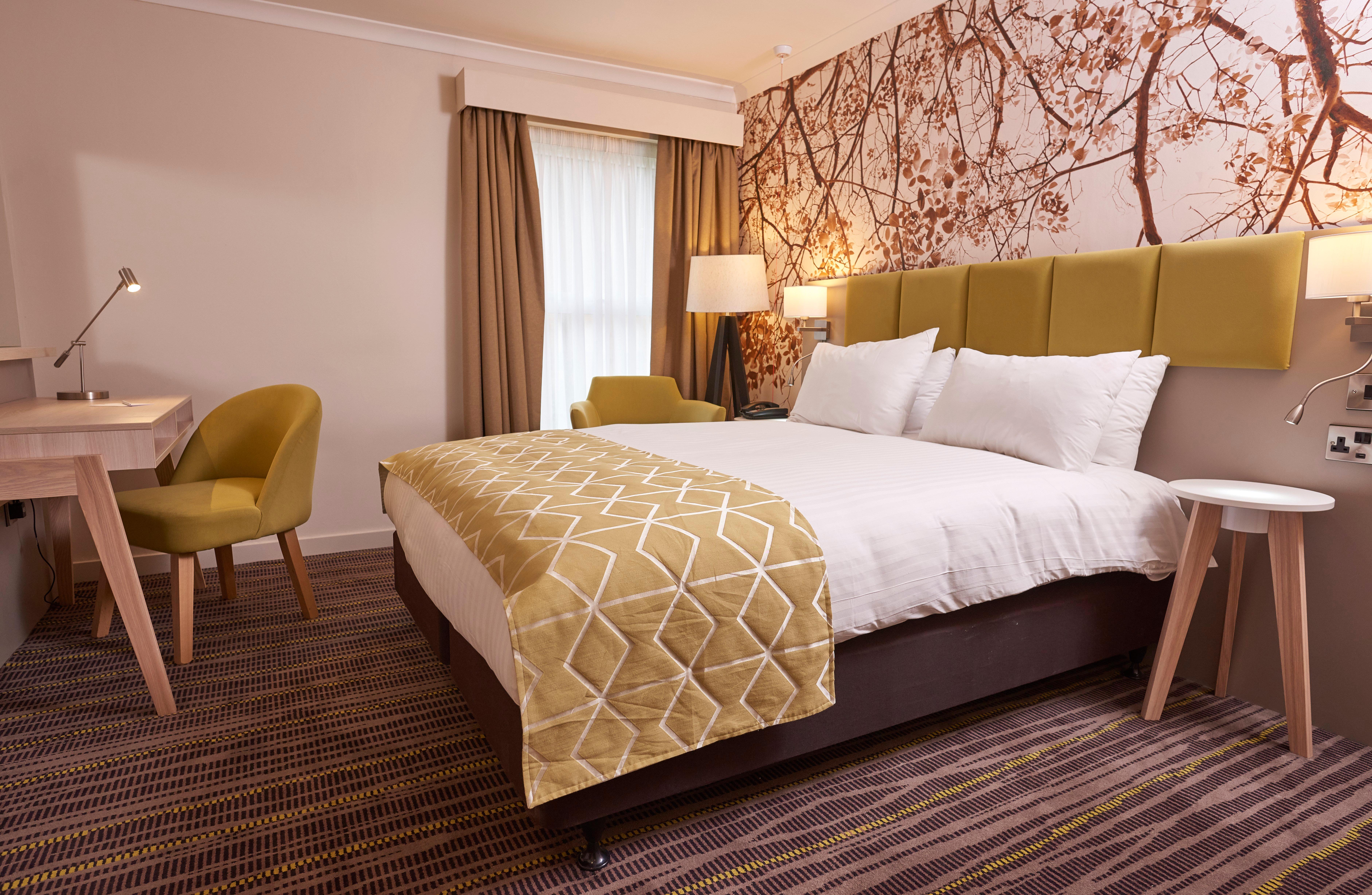 Northampton West M1 Junc 16, An Ihg